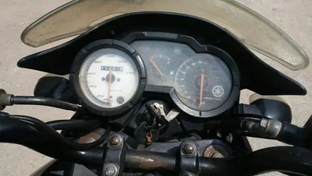 Yamaha SZ-RR 150cc 2011