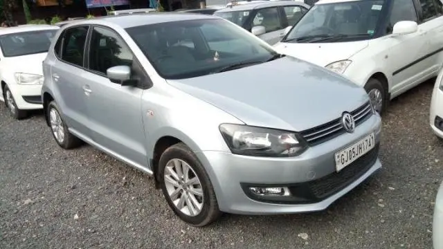 Volkswagen Polo Highline 1.2L (P) 2014