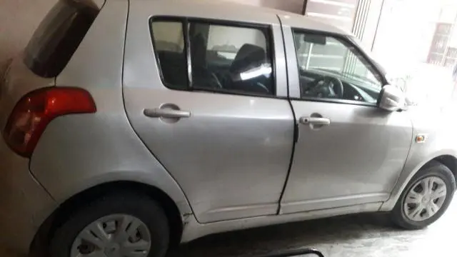 Maruti Suzuki Swift LXi 1.3 2006