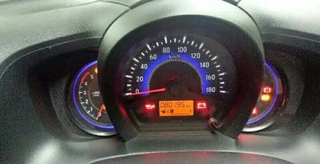 Honda Mobilio E i-DTEC 2017