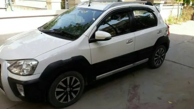 Toyota Etios Cross 1.4 VD 2015