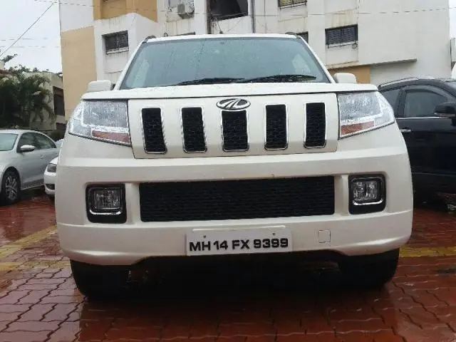 Mahindra TUV300 T8 2016