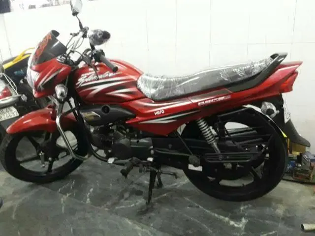 Hero Super Splendor 125cc 2016