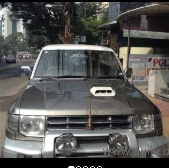 Mitsubishi Pajero Sport 2.5 MT 2012