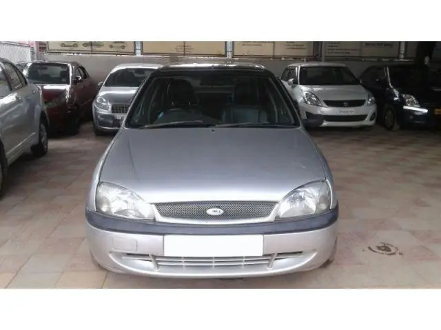 Ford Ikon 1.3 Flair 2006