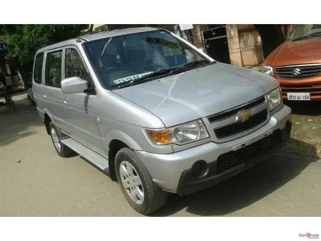 Chevrolet Tavera LS 2014