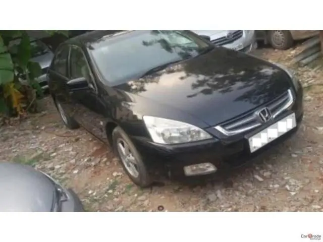 Honda Accord 2.4 VTI L AT 2005