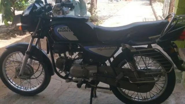 Hero Splendor Plus 100cc 2011