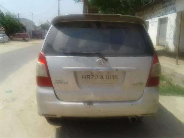 Toyota Innova 2.5 G (Diesel) 7 Seater 2005