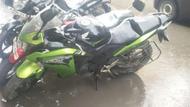 Honda CBR 150R 150cc 2013