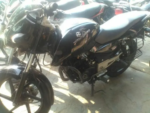 Bajaj Pulsar 150cc 2011