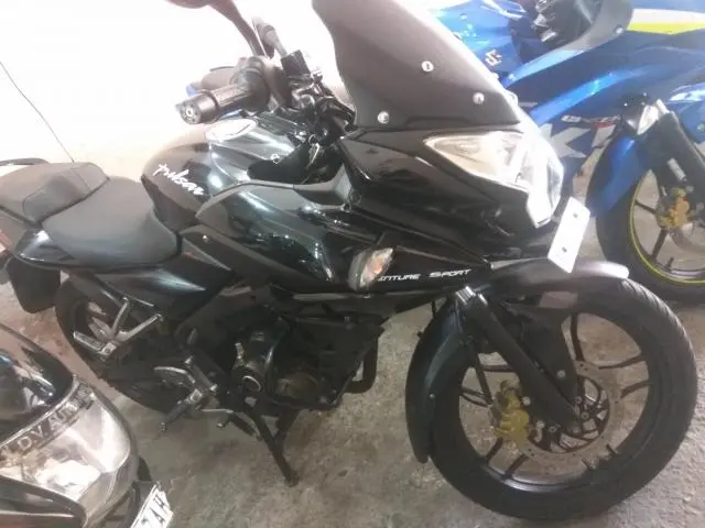 Bajaj Pulsar AS150 2015