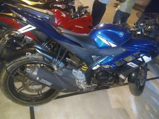 Yamaha YZF-R15 150cc 2011