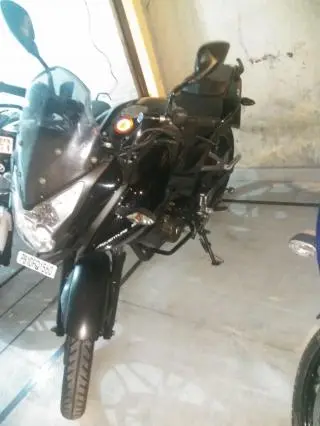 Bajaj Pulsar AS200 2014