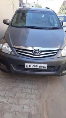Toyota Innova 2.5 G (Diesel) 7 Seater 2011