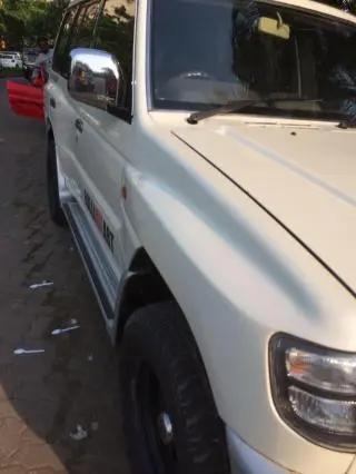 Mitsubishi Pajero SFX 2.8 2009