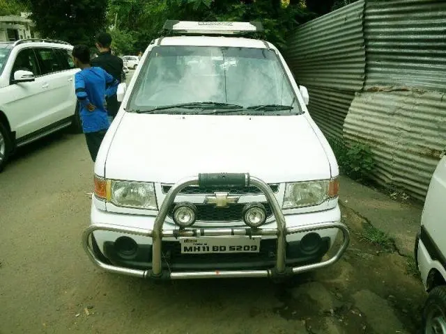 Chevrolet Tavera NEO 3 7 STR BS III 2012