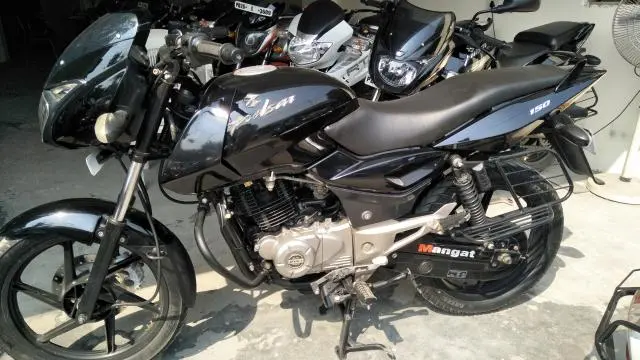 Bajaj Pulsar 150cc 2014