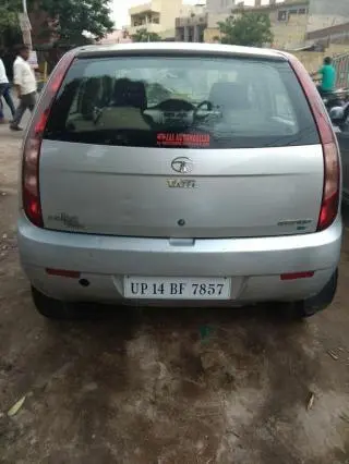 Tata Indica Vista Quadrajet LS 2011