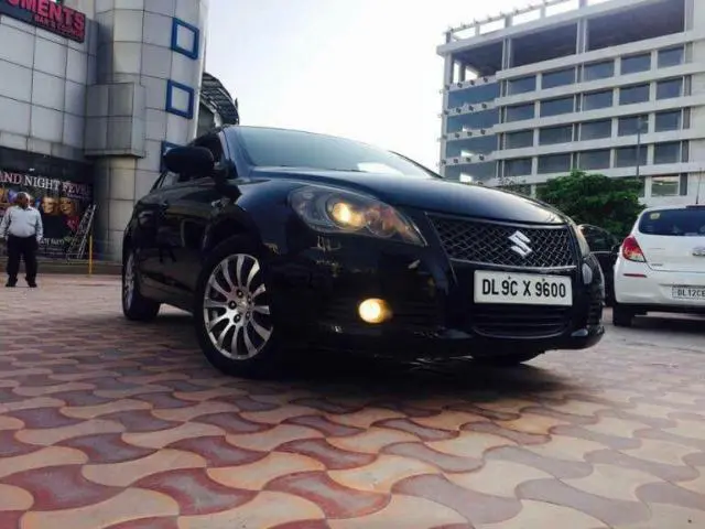 Maruti Suzuki Kizashi CVT 2011