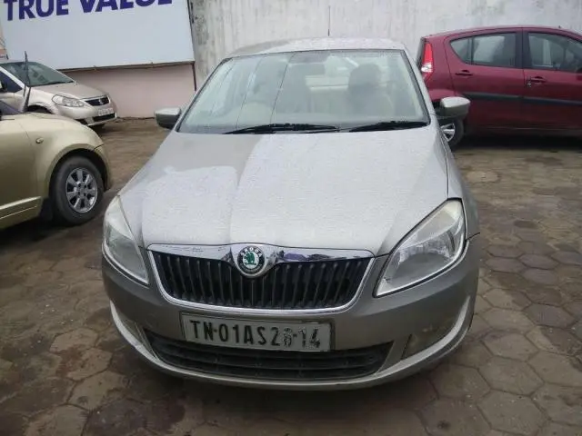 Skoda Rapid ELEGANCE 1.6 TDI MT 2012