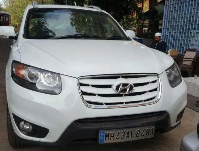 Hyundai Santa FE 2 WD AT 2012