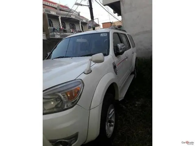 Ford Endeavour 3.0L 4x2 AT 2011