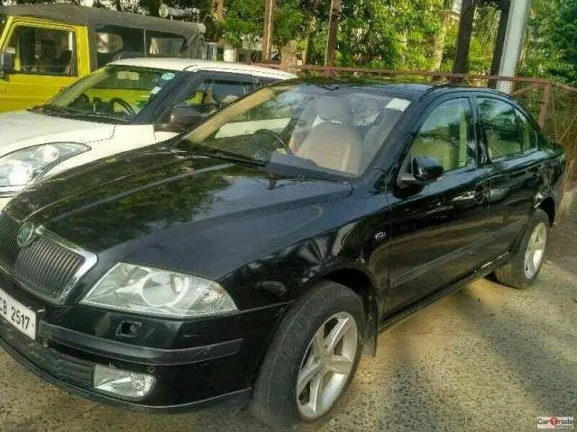 Skoda Laura AMBIENTE 1.9 PD 2007