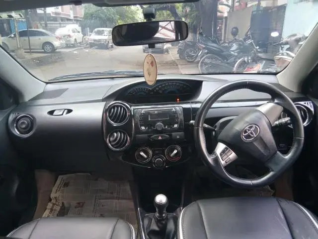 Toyota Etios Cross 1.4 VD 2015