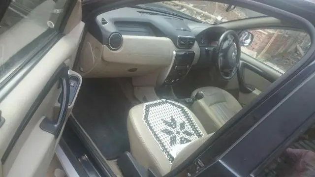 Nissan Terrano XV D THP Premium 110 PS  2013