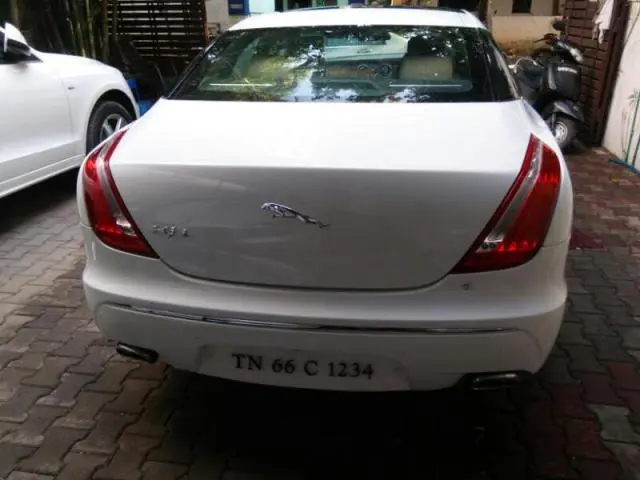 Jaguar XJ 3.0 DIESEL PORTFOLIO 2011