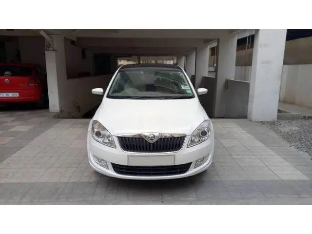 Skoda Rapid 1.6 MPI Elegance AT 2015