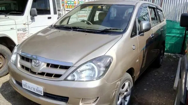 Toyota Innova 2.0 G 2006