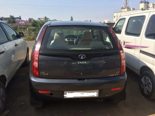 Tata Indica Vista LS Quadrajet 2012