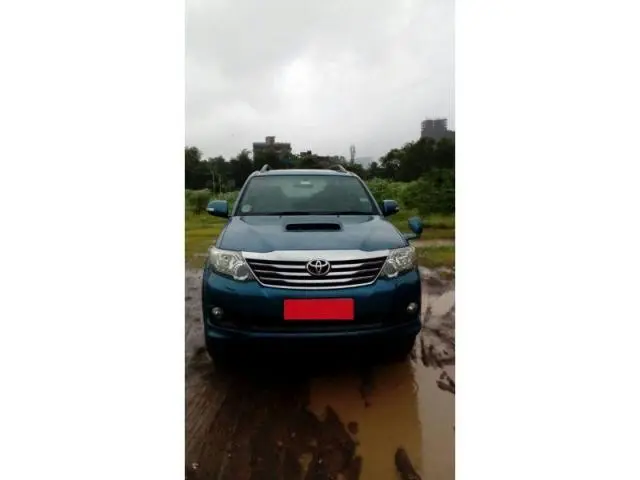 Toyota Fortuner 3.0 4x2 MT 2012