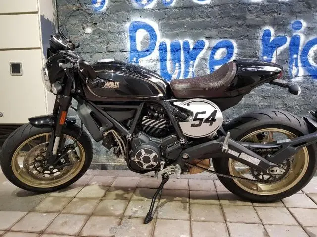 Ducati Scrambler Cafe Racer 2017