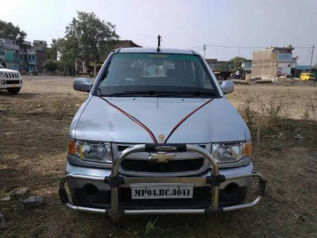 Chevrolet Tavera LS 2014