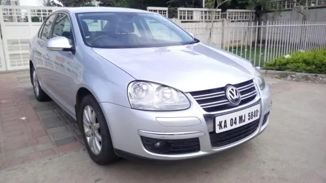 Volkswagen Jetta 2.0L TDI Highline 2011