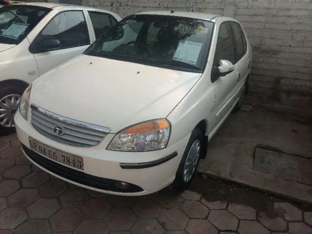 Tata Indigo eCS GLX 2011