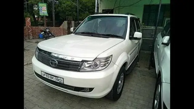 Tata Safari Storme 2.2 EX 4X2 2013