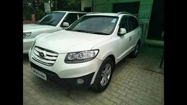 Hyundai Santa Fe 2WD MT 2012