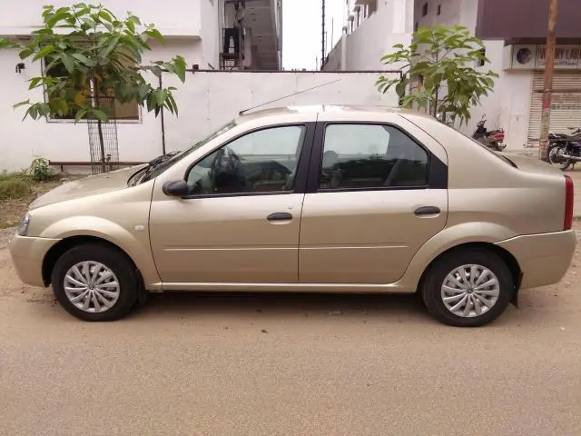Mahindra Renault Logan DLE 1.5 DCI 2009