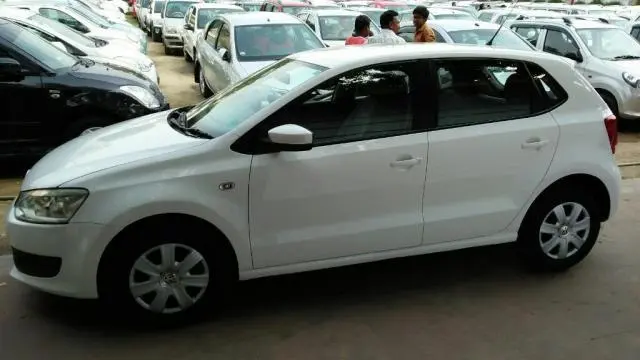 Volkswagen Polo Trendline 1.2L (P) 2011