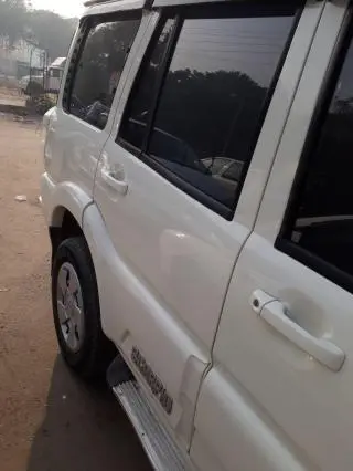 Mahindra Scorpio S6 Plus 2016