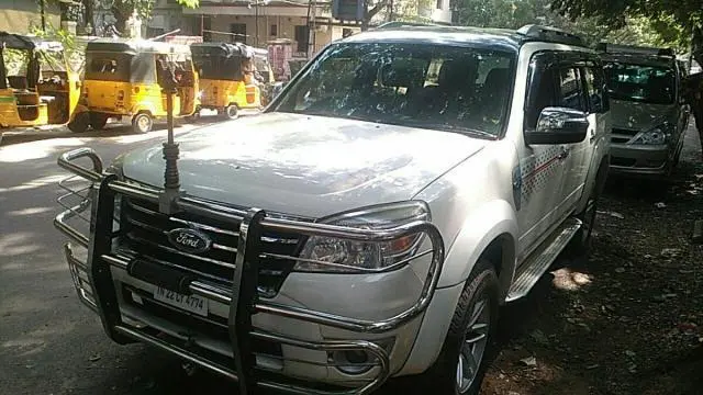 Ford Endeavour 3.0L 4x2 AT 2011