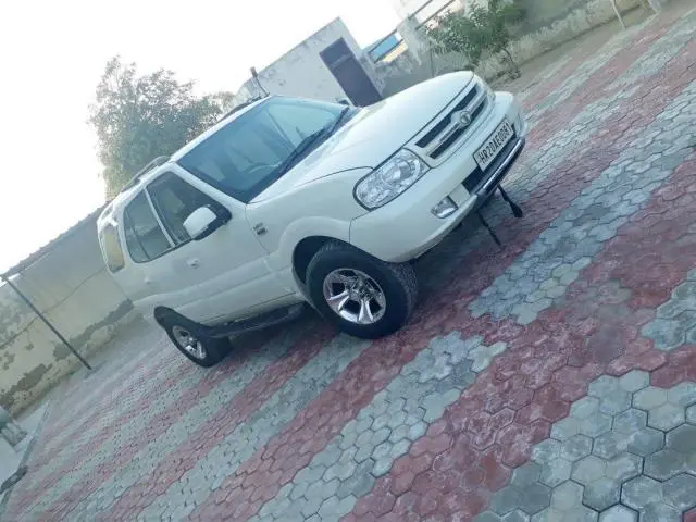 Tata Safari 4X2 EX DICOR BS IV 2012