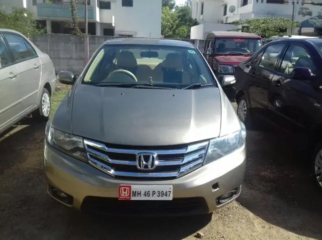 Honda City 1.5 V MT 2012