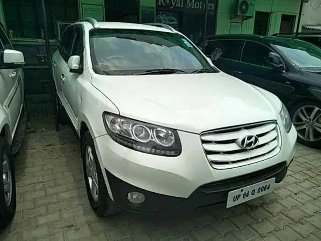 Hyundai Santa Fe 2 WD MT 2012