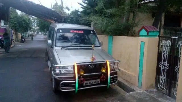 Toyota Qualis 2.4D GS 2004