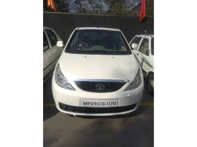 Tata Indica Vista Aura Plus 1.3 Quadrajet 2010
